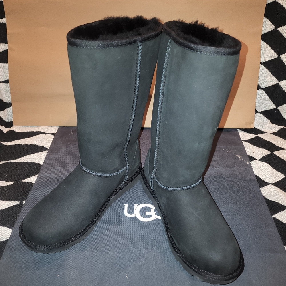 Water resistant boot - Picture 3 of 11